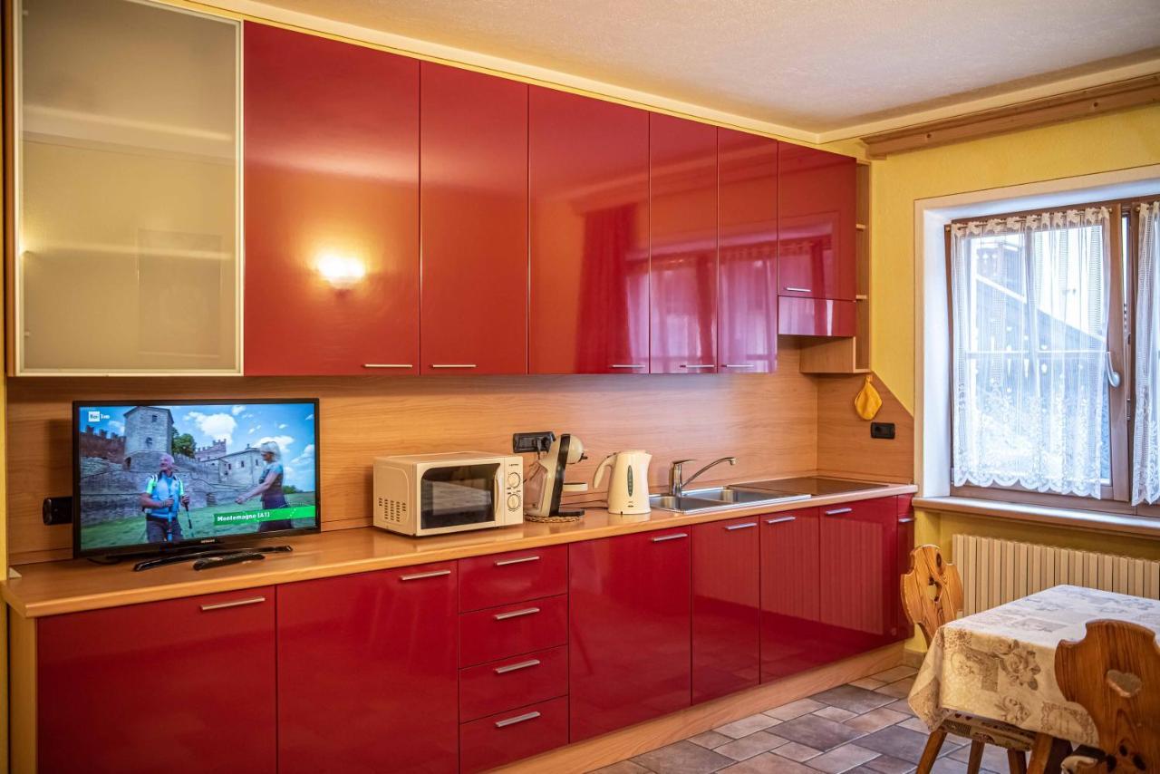 Family House Amalia Myholidaylivigno Exterior photo